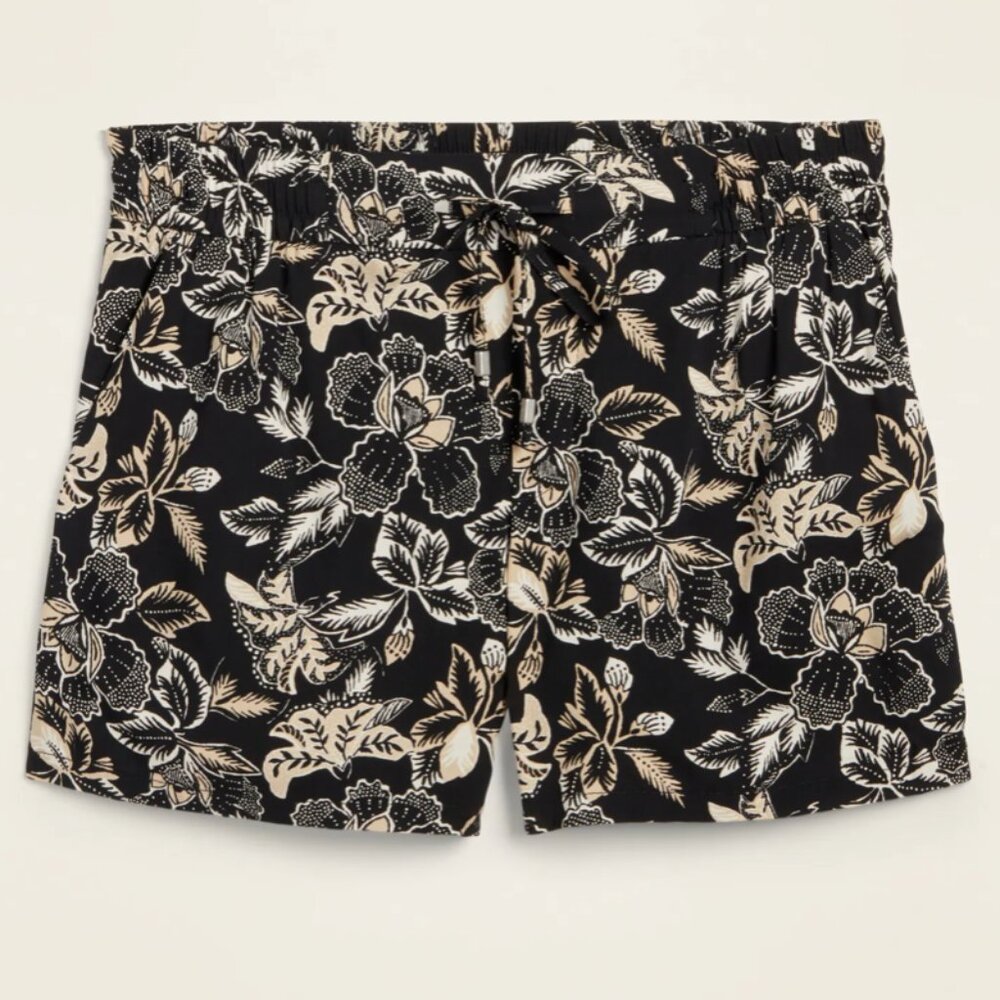 Old Navy Floral tie waist shorts size M
